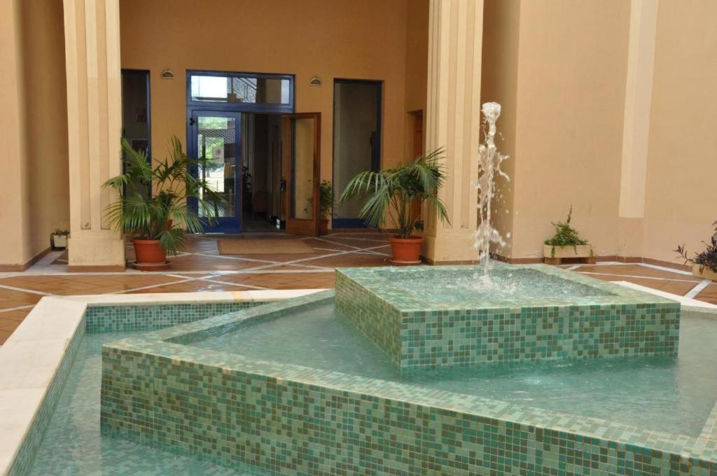 Apartamento De Lux Sevilla Este Exterior foto