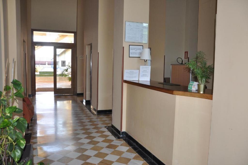 Apartamento De Lux Sevilla Este Exterior foto